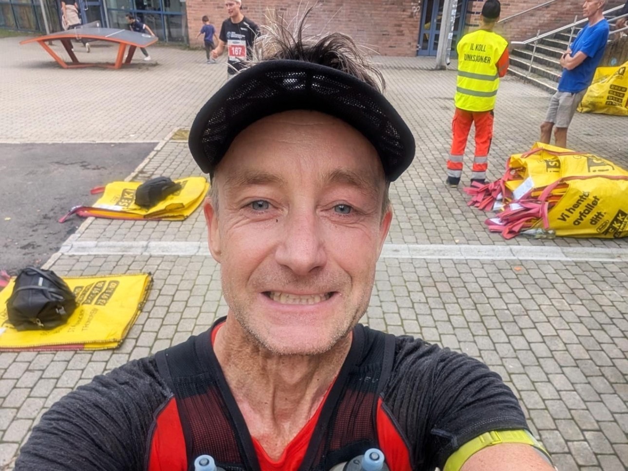 Kevin Hughes på 9. plass i DobbelTravern, 4 fra klubben deltok
